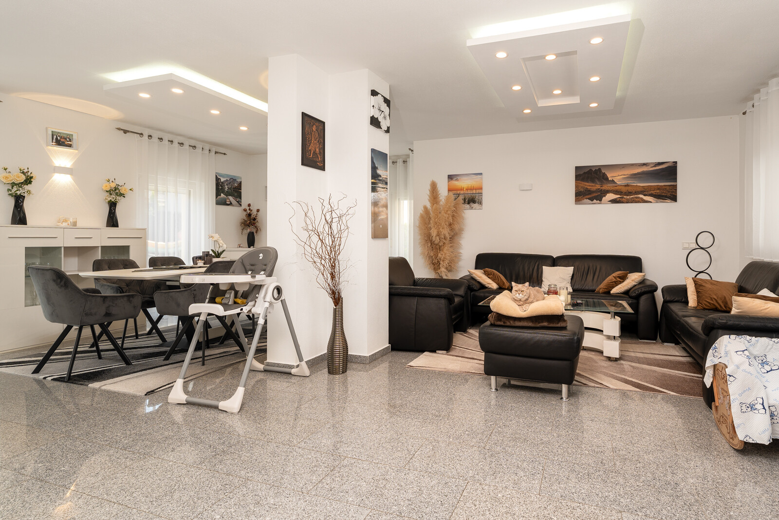 Wohnzimmer eines Einfamilienhauses in Wien 1220